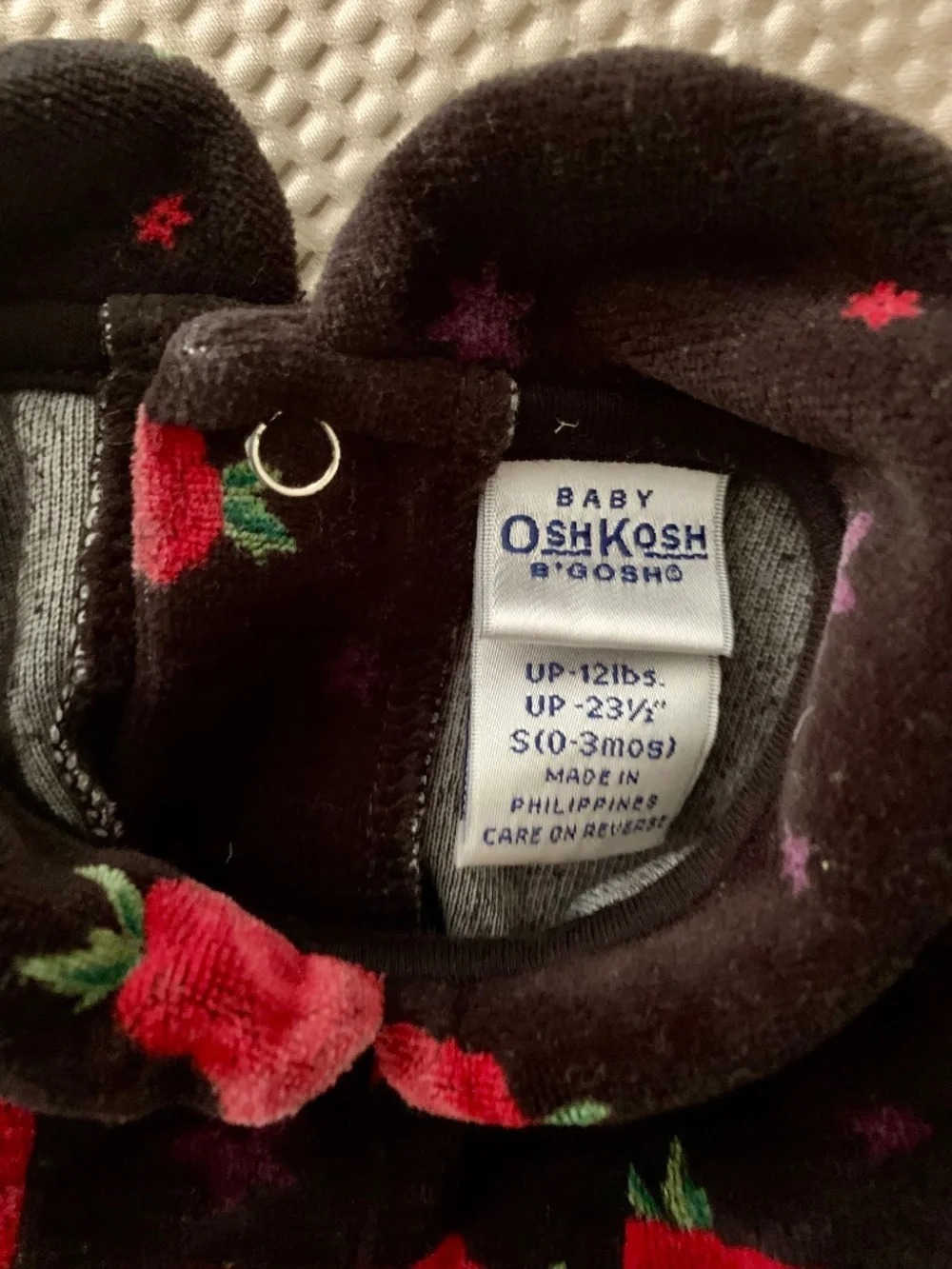 Vintage Y2K Baby OshKosh B’gosh 12M Black Rose Floral Velour Romper